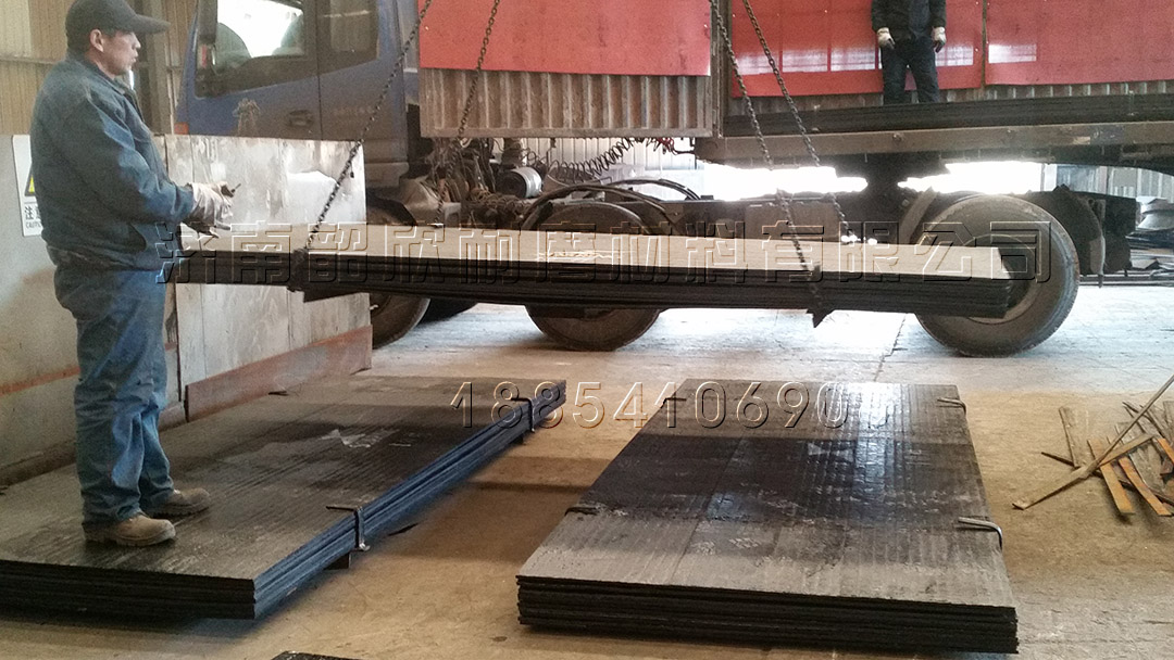济南韶欣专业生产耐磨钢板、耐磨衬板、双金属复合耐磨板
